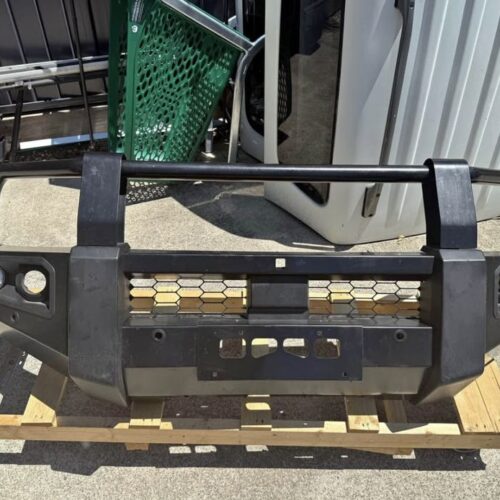 GENUINE MITSUBISHI TRITON MZ BULLBAR