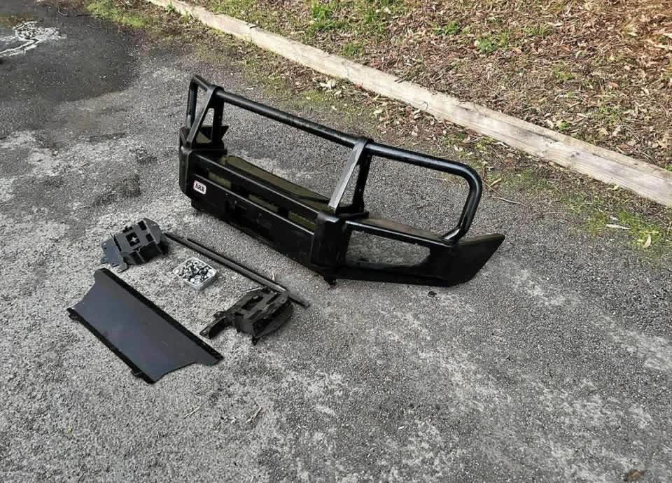 Arb bull bar Nissan navara - Image 4